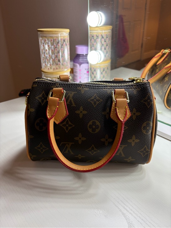 Louis Vuitton Handbags - Louis Vuitton Monogram Mini Speedy Handbag in Brown with Natural Trim 20cm